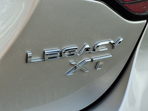 Used 2020 Subaru Legacy Limited XT image 32