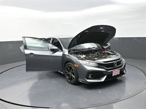 Used 2018 Honda Civic Sport image 35