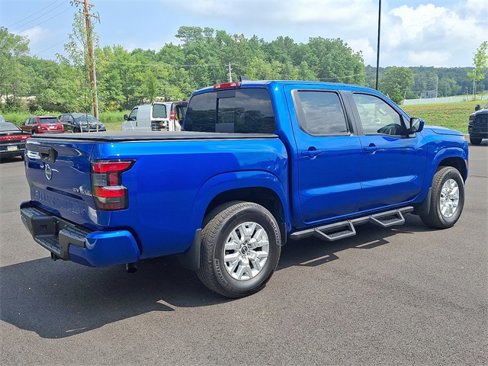 Used 2024 Nissan Frontier SV w/ SV Convenience Package image 10