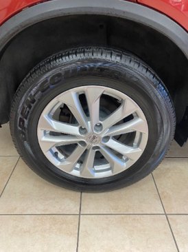 Used 2016 Nissan Rogue SV image 29