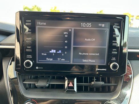 Certified 2022 Toyota Corolla LE image 25