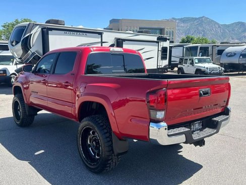 Used 2022 Toyota Tacoma SR5 image 8