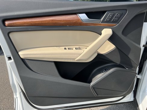 Certified 2022 Audi Q5 2.0T Premium Plus image 11