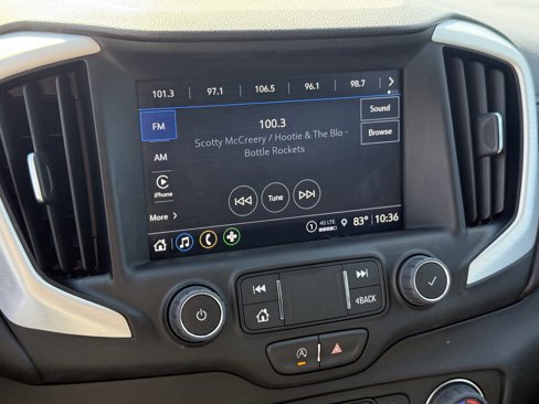 Used 2024 GMC Terrain SLT image 20