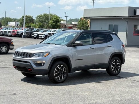 Used 2019 Jeep Compass Trailhawk image 7