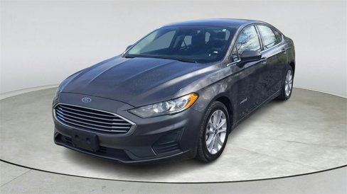 Used 2019 Ford Fusion SE image 3