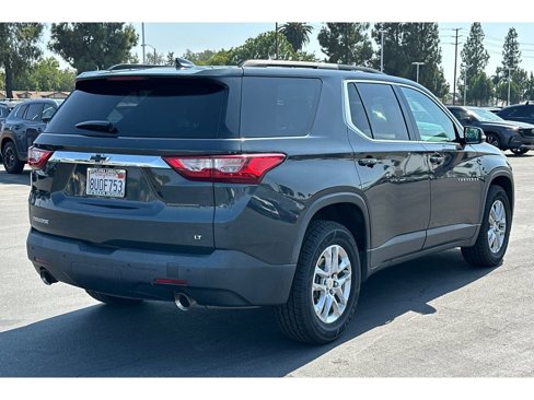 Used 2021 Chevrolet Traverse LT image 6