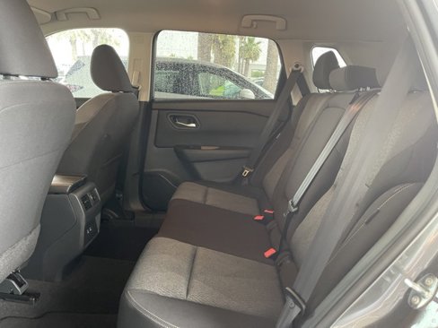 Used 2024 Nissan Rogue SV image 26