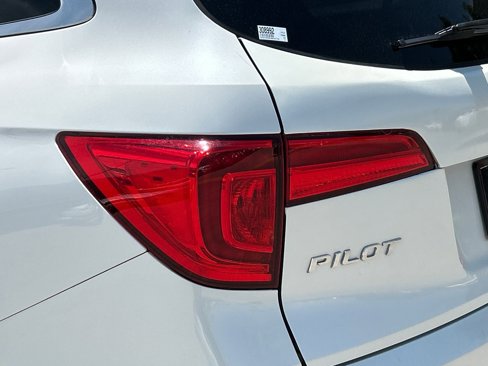 Used 2018 Honda Pilot EX-L image 11