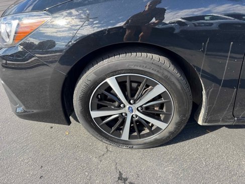 Used 2022 Subaru Impreza 2.0i Premium image 14
