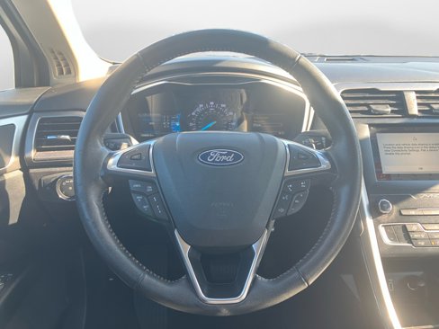 Used 2019 Ford Fusion SE w/ Equipment Group 151A image 12