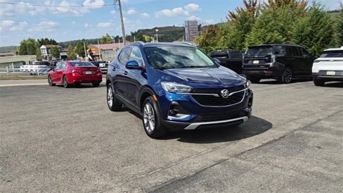 Used 2022 Buick Encore GX Essence w/ Advanced Technology Package image 3