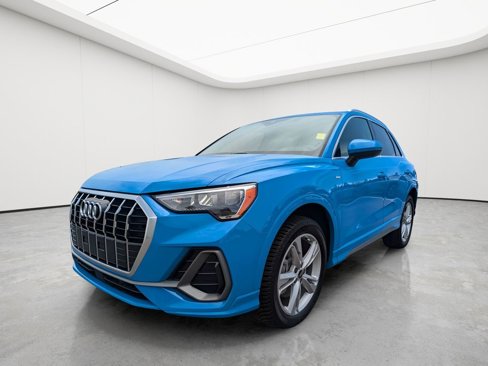 Used 2021 Audi Q3 2.0T Premium w/ Convenience Package image 3