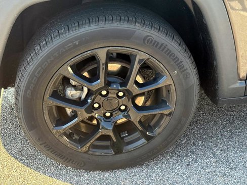 Used 2022 Jeep Compass Latitude w/ Sun and Sound Group image 5