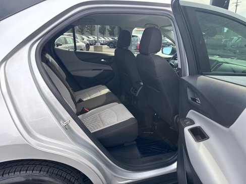 Used 2021 Chevrolet Equinox LS w/ LS Convenience Package image 41