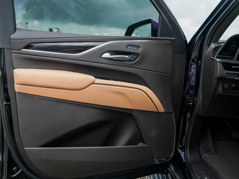 Used 2023 Cadillac Escalade Sport w/ Touring Package image 14
