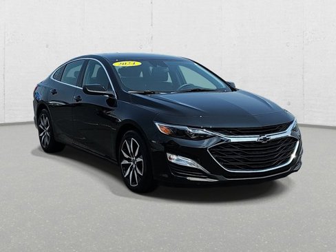 Used 2024 Chevrolet Malibu RS image 3