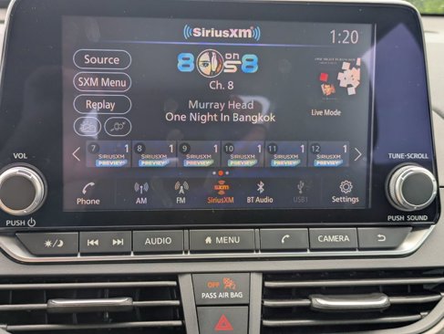 Used 2025 Nissan Altima 2.5 SV image 23