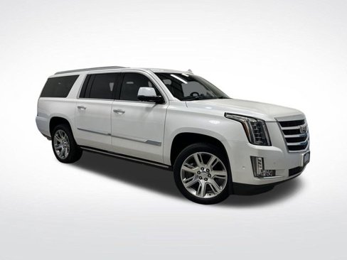 Used 2018 Cadillac Escalade ESV Premium Luxury image 45
