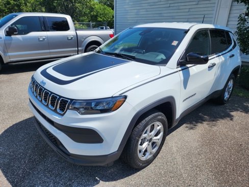 New 2025 Jeep Compass Sport w/ Mopar Graphics Package image 7