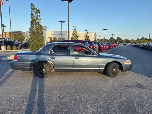 Used 2008 Ford Crown Victoria LX image 7