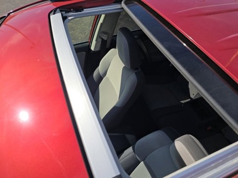 Used 2015 Toyota RAV4 XLE image 3