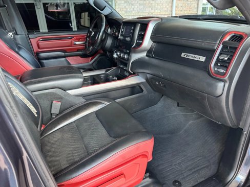 Used 2019 RAM 1500 Rebel image 30