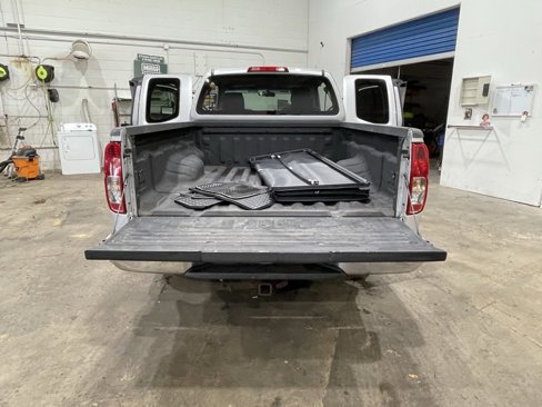Used 2009 Nissan Frontier XE w/ XE Preferred Pkg image 28