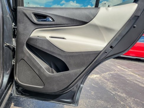 Used 2020 Chevrolet Equinox LS w/ LS Convenience Package image 18