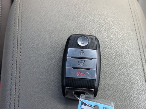 Used 2020 Kia Sportage SX image 32