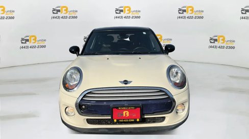 Used 2015 MINI Cooper 4-Door Hardtop image 2
