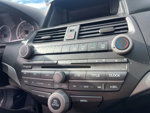 Used 2012 Honda Accord LX image 18