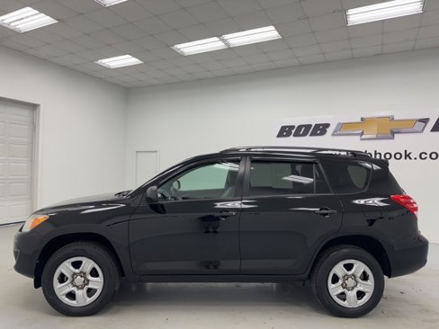 Used 2012 Toyota RAV4 FWD image 8