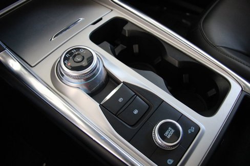 Used 2022 Ford Explorer XLT w/ Equipment Group 202A image 39