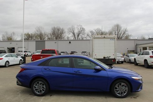 New 2025 Hyundai Elantra Blue w/ Cargo Package image 5