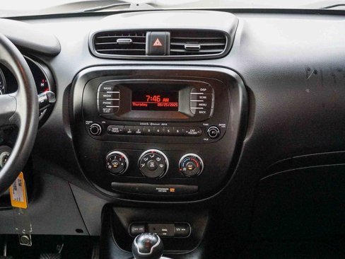 Certified 2016 Kia Soul image 15
