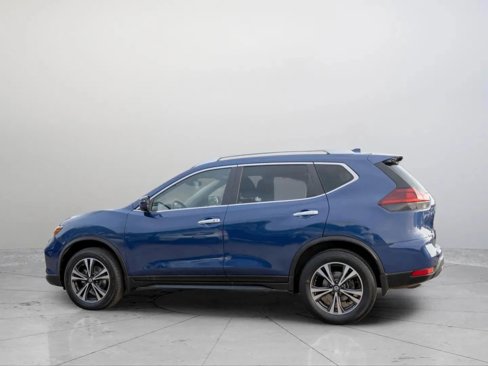 Used 2019 Nissan Rogue SV w/ Sun & Sound Touring Package image 4