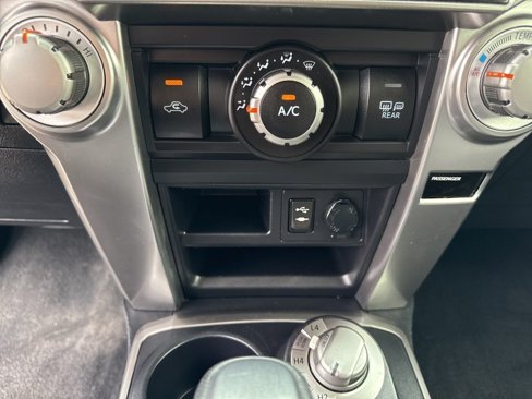 Used 2015 Toyota 4Runner SR5 image 25