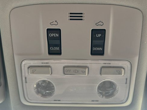 Used 2015 Toyota RAV4 XLE image 31