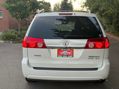 Used 2008 Toyota Sienna XLE Limited image 6