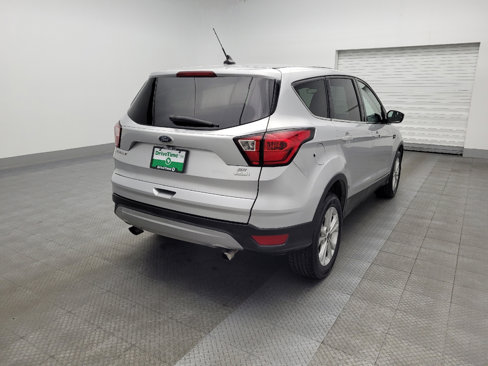 Used 2019 Ford Escape SE image 9