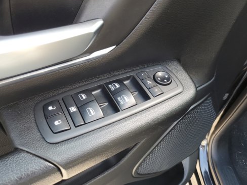 Used 2019 RAM 1500 Big Horn image 9