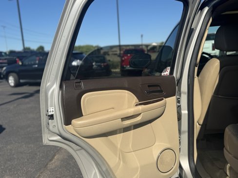 Used 2007 GMC Yukon Denali image 16