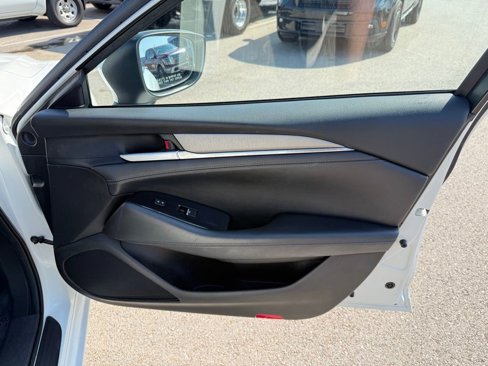 Used 2021 MAZDA MAZDA6 Touring image 19