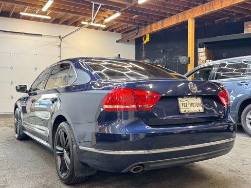 Used 2015 Volkswagen Passat TDI SE image 4
