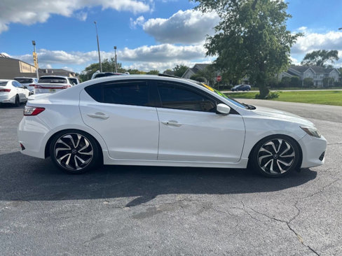 Used 2016 Acura ILX image 2