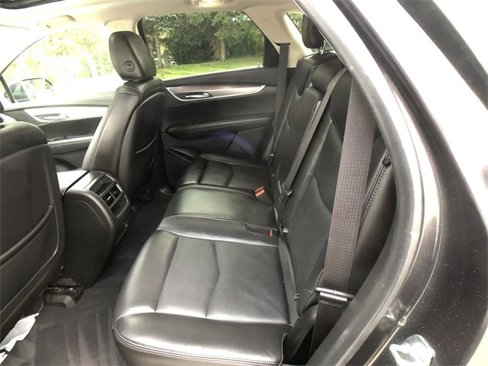 Used 2019 Cadillac XT5 Luxury image 23