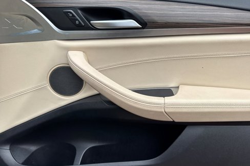 Used 2018 BMW X3 M40i image 22