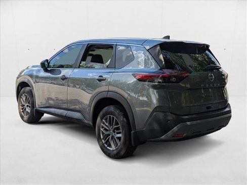 Used 2023 Nissan Rogue S image 6