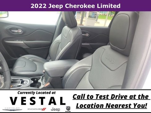 Used 2022 Jeep Cherokee Limited image 9